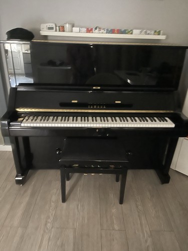 Yamaha upright piano black - yamaha, ux