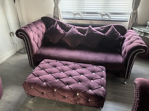 Beautiful plum velvet chaise - plum,