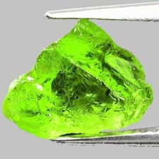 PERIDOT ROUGH FACET GEM