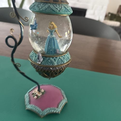 Euc disney collectible - euc,