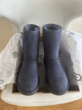 UGG Australia Women's Classic Short II Boots U.K. Size 5 in Navy