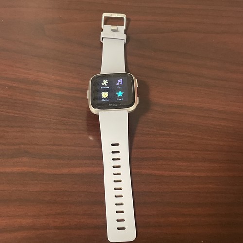 Fitbit versa smartwatch - smartwatch, fb504