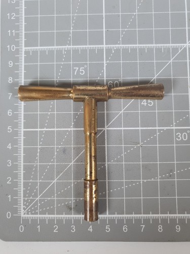 Vintage clock winding - vintage,