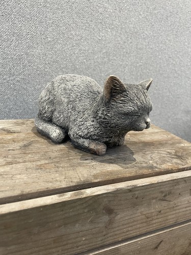 Small crouch cat - small,