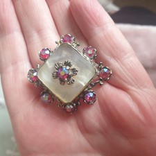 Vintage 50s Hollywood Brooch