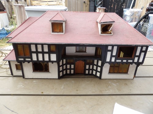 Vintage tudor style dolls - vintage,