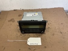VOLKSWAGEN TOURAN 2011 CD PLAYER / RADIO 5M0035186AA NO CODE ***freepost***