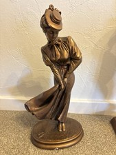 Female Golfer Statue Ornament