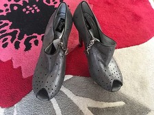 Strutt Couture Shoes Boots