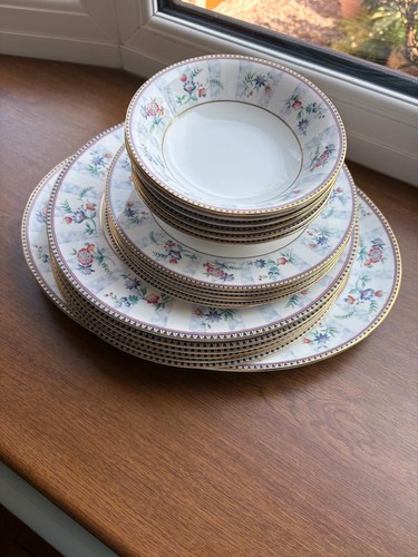 Wedgwood sunburst bone - wedgwood, china