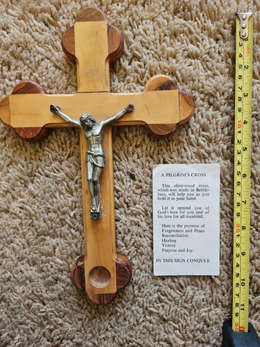 Vintage bethlehem olive wood - vintage,