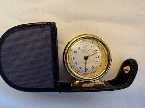 Raport travel clock