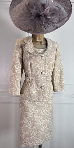 Mother bride groom outfit - groom,