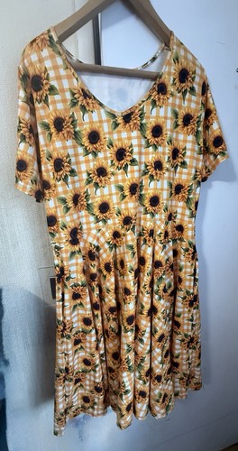 Carolina dress room - carolina,