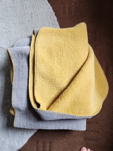 Dunelm grey and yellow - grey, blanket