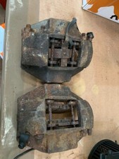 PORSCHE 911 FRONT BRAKE CALIPERS   PORSCHE 911 3.2 CARRERA FRONT BRAKE CALIPERS 