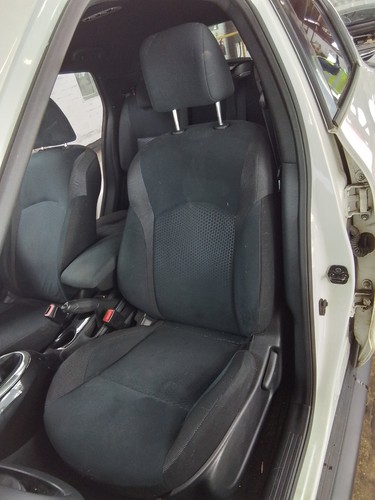 Front seat nissan - front, juke