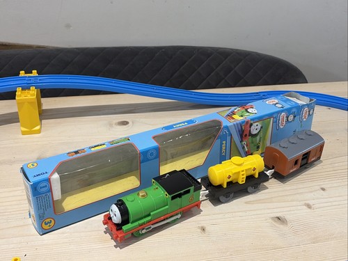 Thomas trackmaster percy - thomas,