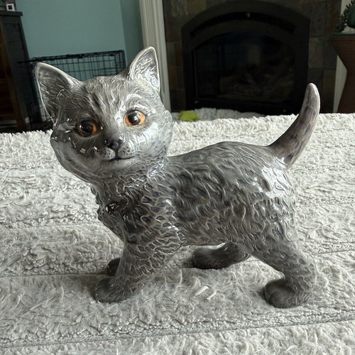 Rare beswick porcelain cat - rare,
