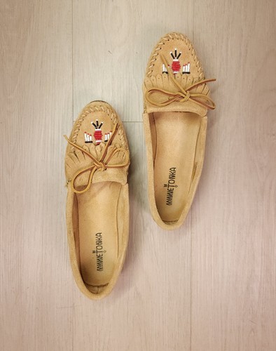 Minnetonka suede moccasins - minnetonka,