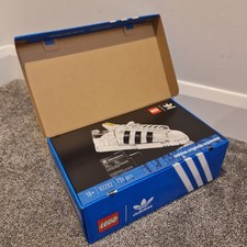 LEGO 10282 adidas Originals