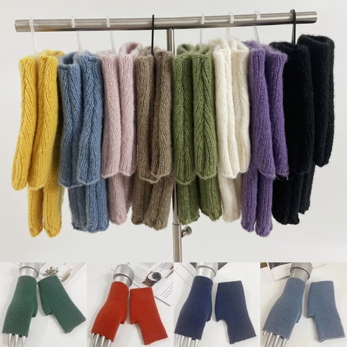 Warm knitted gloves - knitted,
