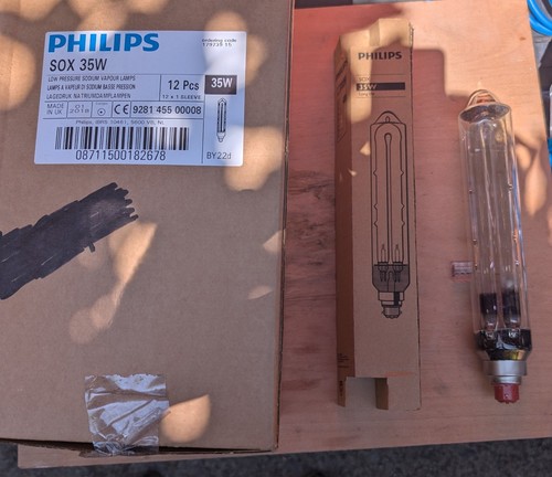 Philips 35w sox lamp - 35w, red