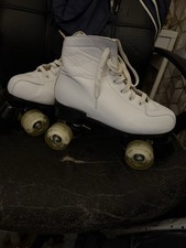 White Roller Skates with Light Up Wheels and A LED Wheels Women’s Size 42