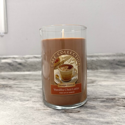 Yankee candle vanilla chai - candle,