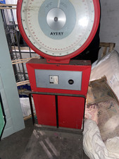 Vintage Avery platform scales