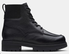 BNIB Clarks Ladies ORIANNA MID