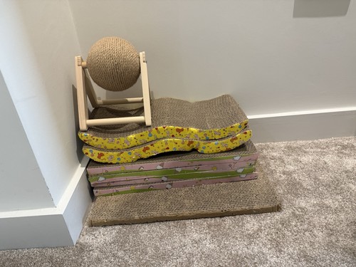 Cat scratcher bundle - cat, /