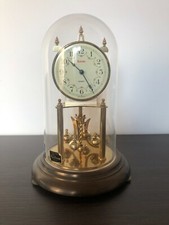 KUNDO QUARTZ TABLE CLOCK MADE