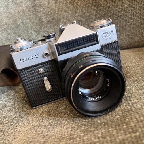 Zenit 35mm slr camera - zenit-e,