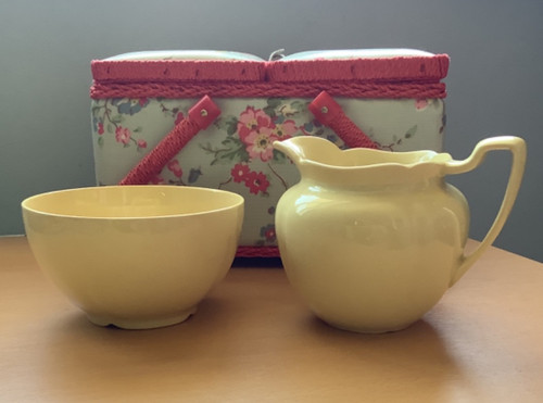 Golden dawn jug - golden, bowl