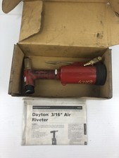 Dayton 4CA31 Pneumatic Riveter