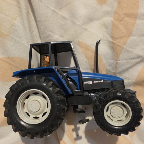 Britains new holland tractor - holland,