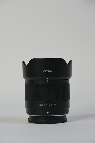 Viltrox 25mm 7 air - 25mm, f/1.7