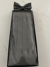 Mens Grey Silver Piscador Adjustable Bow Tie & Cummerbund Set - New & Boxed