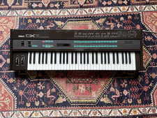 Yamaha DX7 mk I FM synthesizer. New battery, PSU recap, OLED screen.