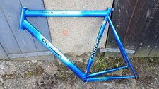 Omega Columbus Air steel road