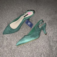 BNWT Ladies D’Angela Green