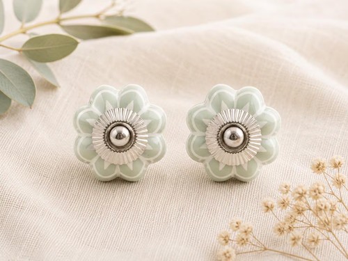 Green and white knobs - , sage