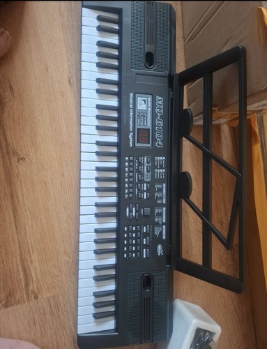 Key electic piano keyboard - electic,