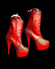 PAMELA ANDERSON BOOTS SIGNED