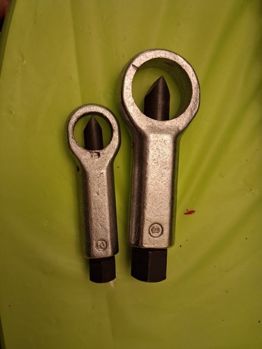 Nut splitters piece - 2, 3