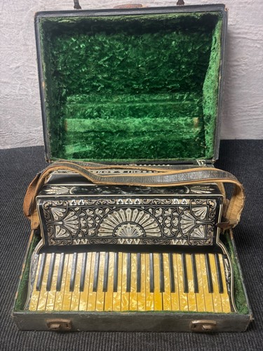 Antique moreschi sons - antique,
