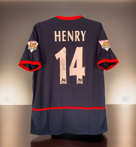 Thierry henry signed arsenal - thierry,