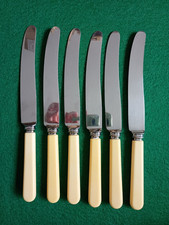 Sanders & Company Ltd  -  Set