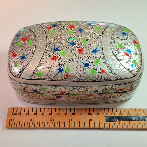 Silver tone floral flowers - tone,